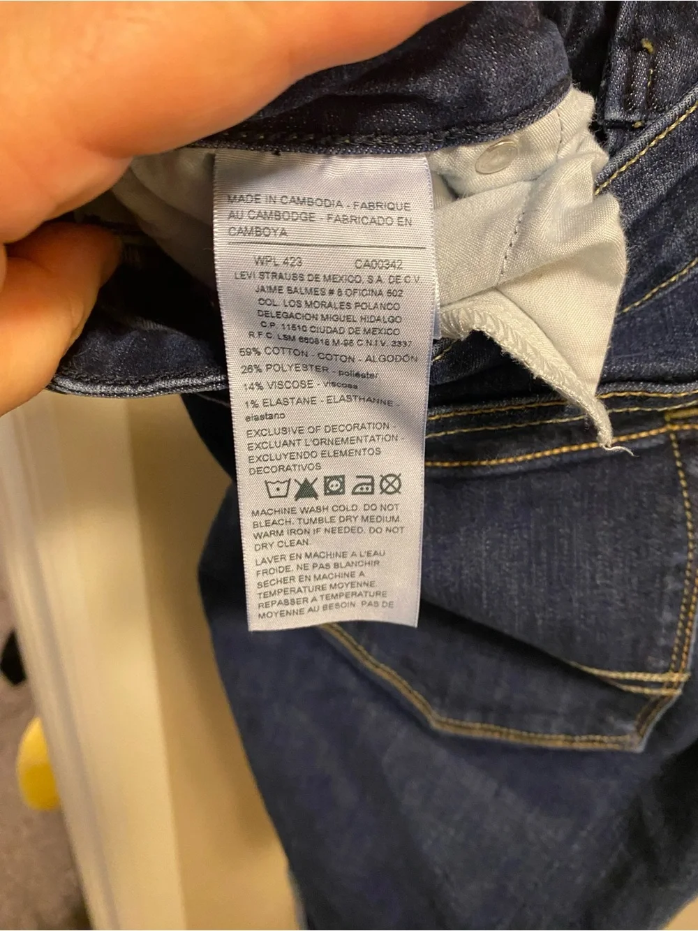 Denizen from Levis up auction